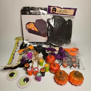 Miscellaneous Halloween Stuff Including Bag